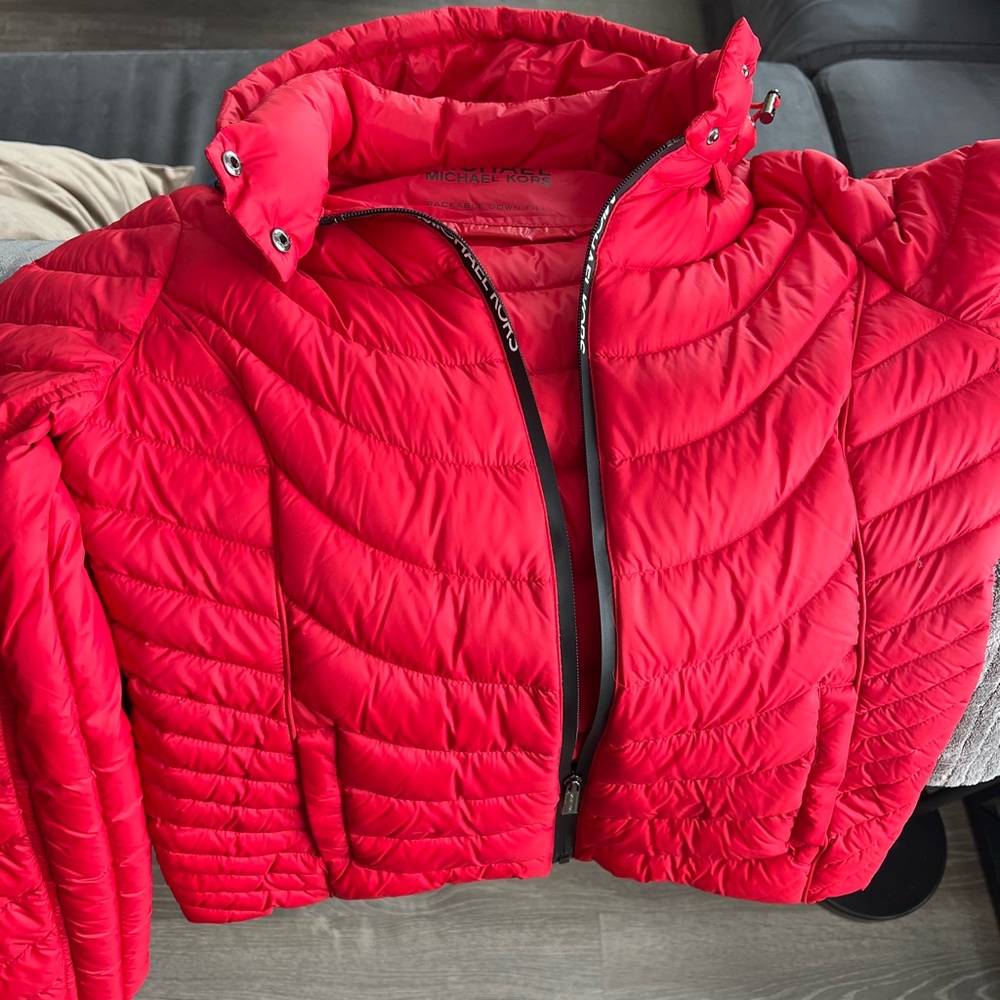 Michael kors removable hood puffer jacket